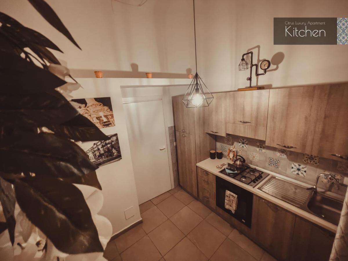 Citrus Luxury Apartment - Holiday Apartment With Up To 3 Bedrooms In Palermo Center Exteriör bild