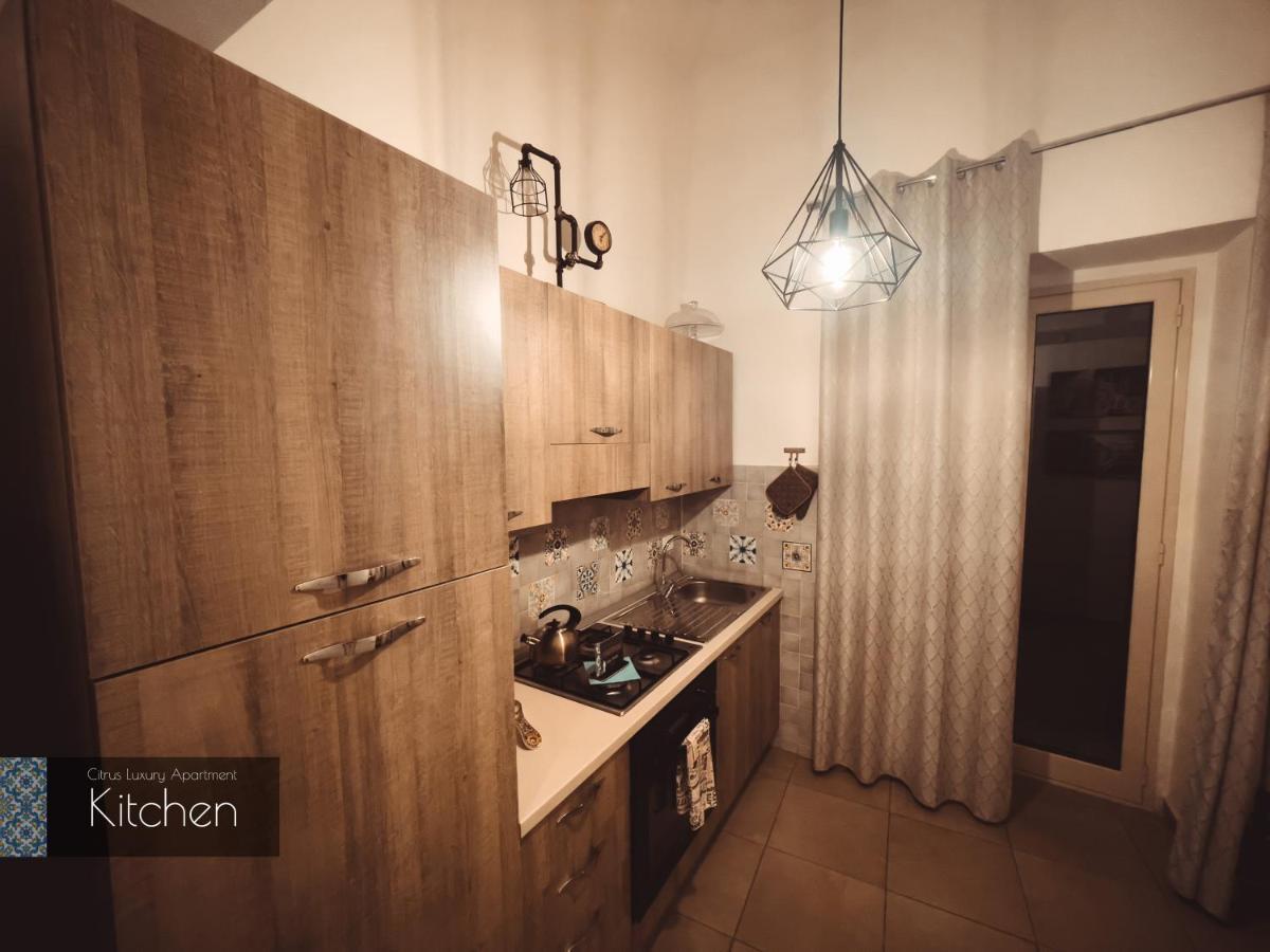 Citrus Luxury Apartment - Holiday Apartment With Up To 3 Bedrooms In Palermo Center Exteriör bild
